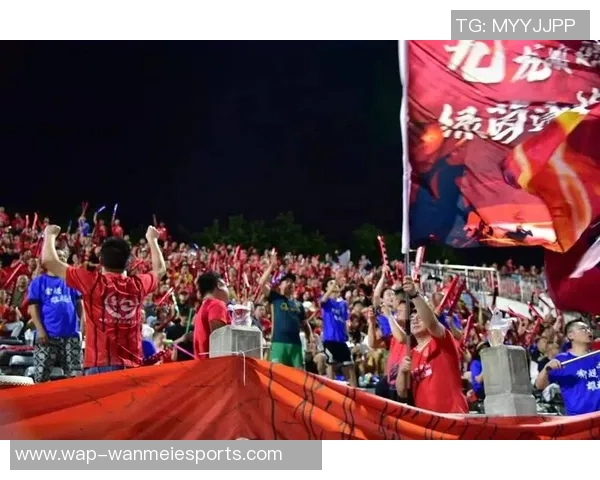 激情绿茵场上的团聚盛宴足球加年会点燃友谊与梦想的火花