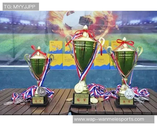 足球与吉他交响曲在绿茵场上奏响的青春旋律